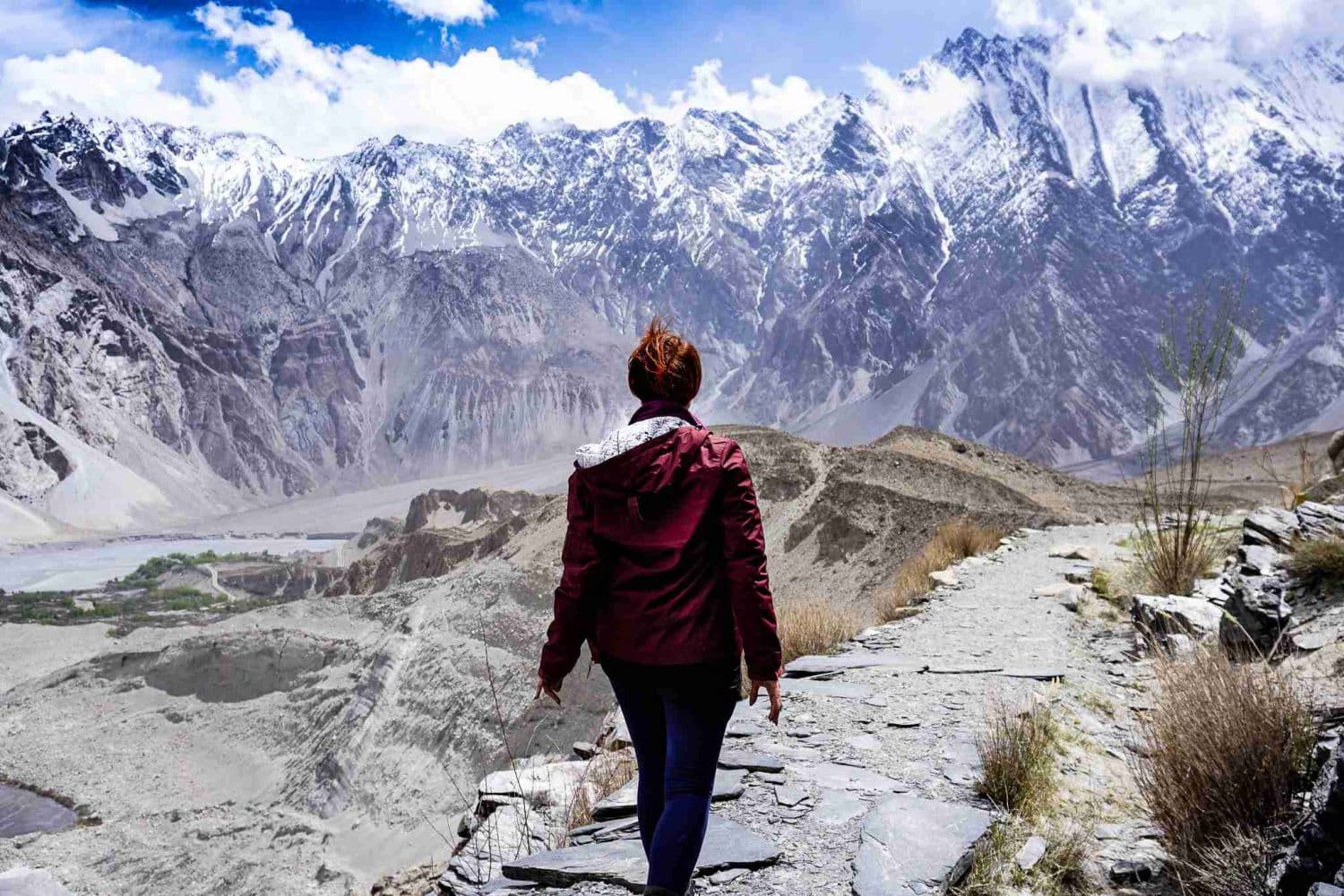 Trekking in Pakistan along the Passu Glacier in North East Pakistan